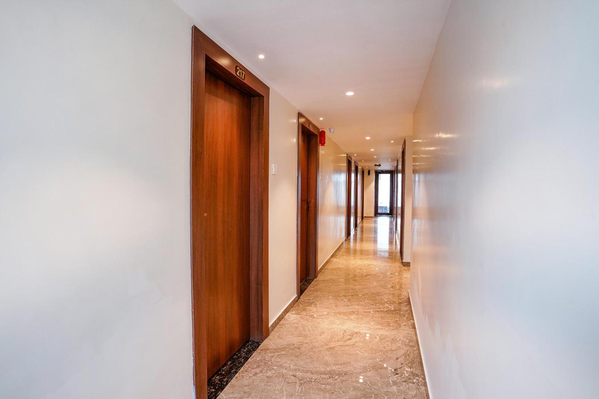 Hotel Czar Inn - Vashi Navi Mumbai Dış mekan fotoğraf