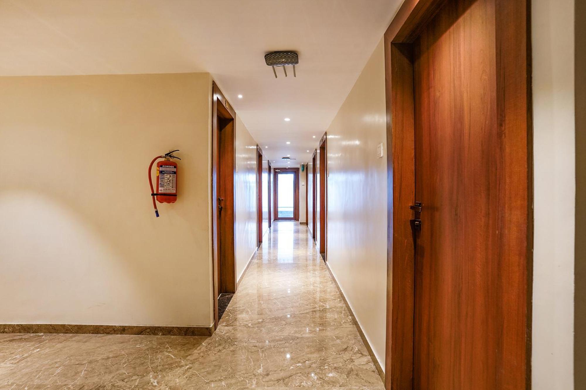 Hotel Czar Inn - Vashi Navi Mumbai Dış mekan fotoğraf