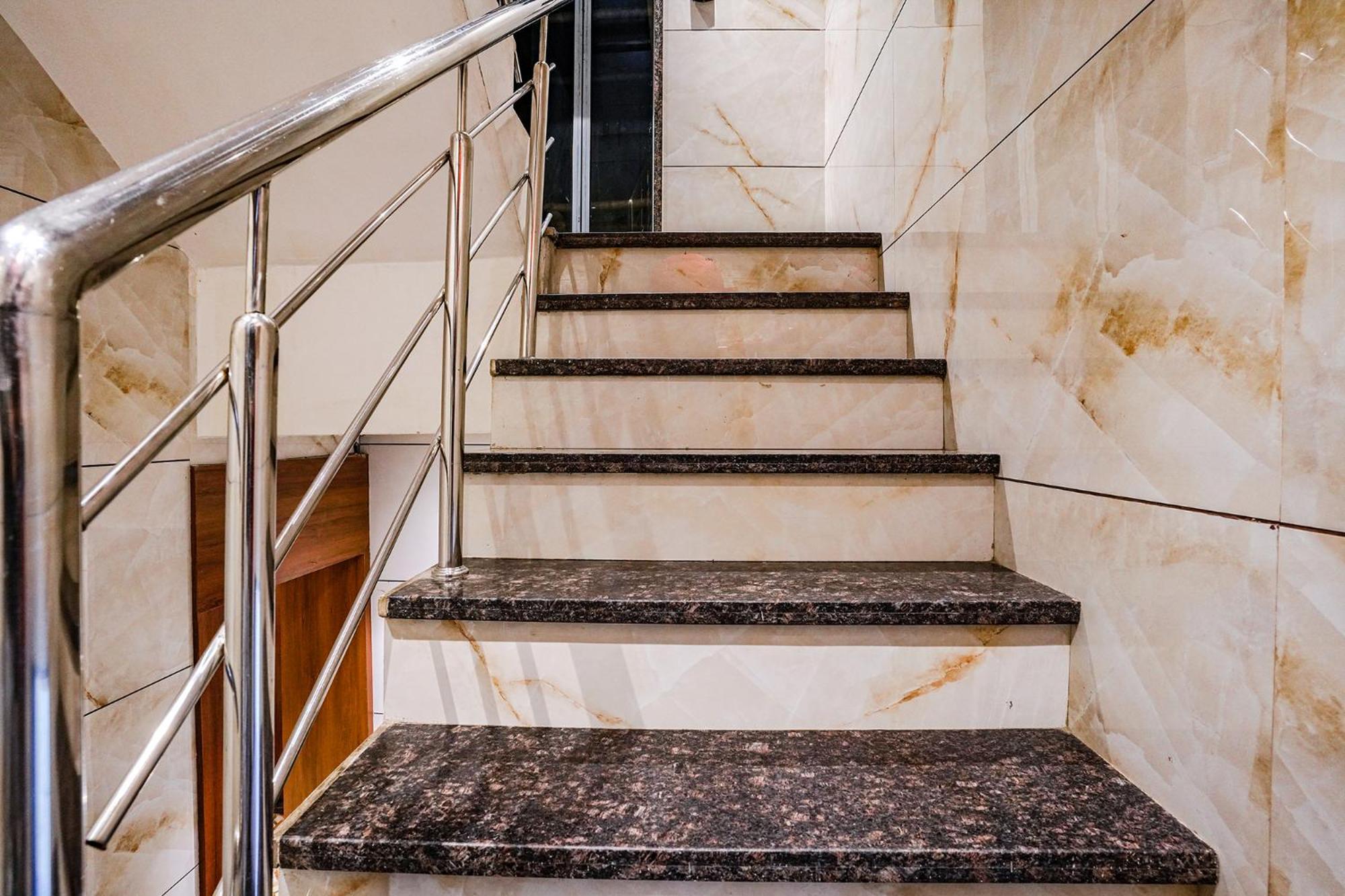 Hotel Czar Inn - Vashi Navi Mumbai Dış mekan fotoğraf