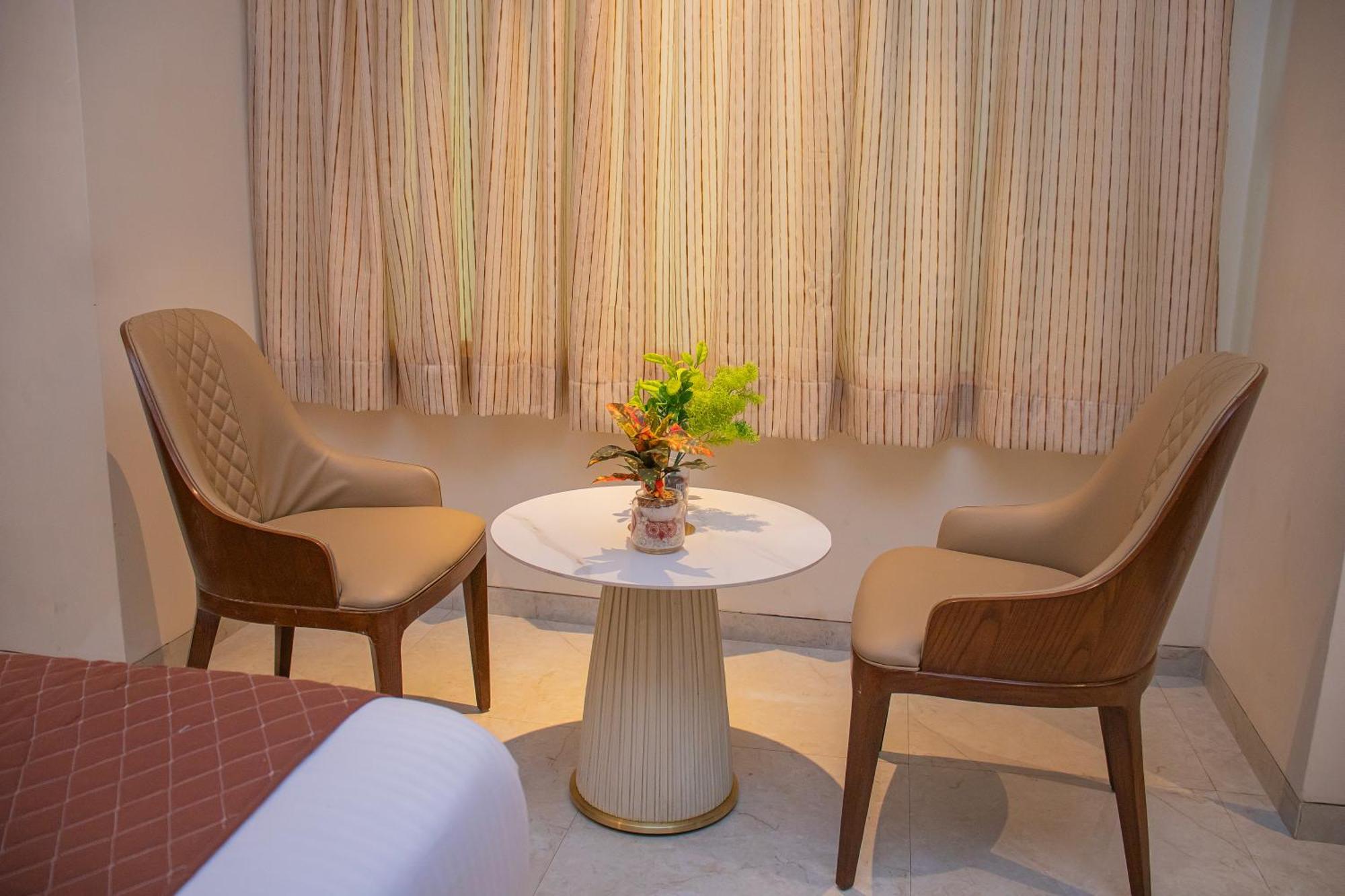 Hotel Czar Inn - Vashi Navi Mumbai Dış mekan fotoğraf