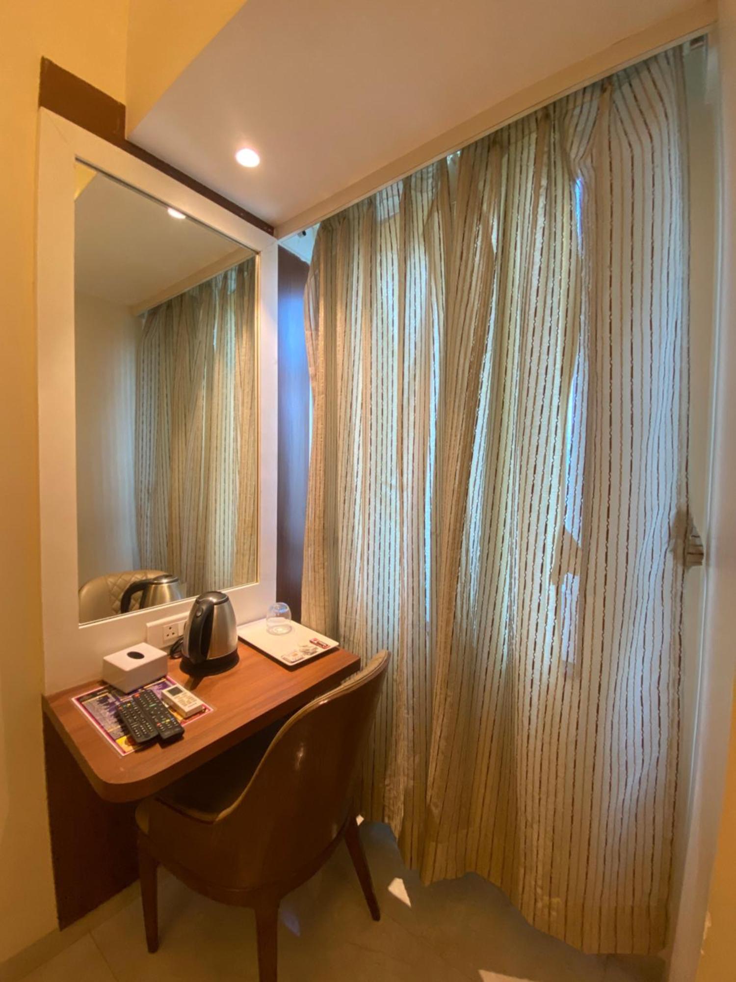 Hotel Czar Inn - Vashi Navi Mumbai Dış mekan fotoğraf