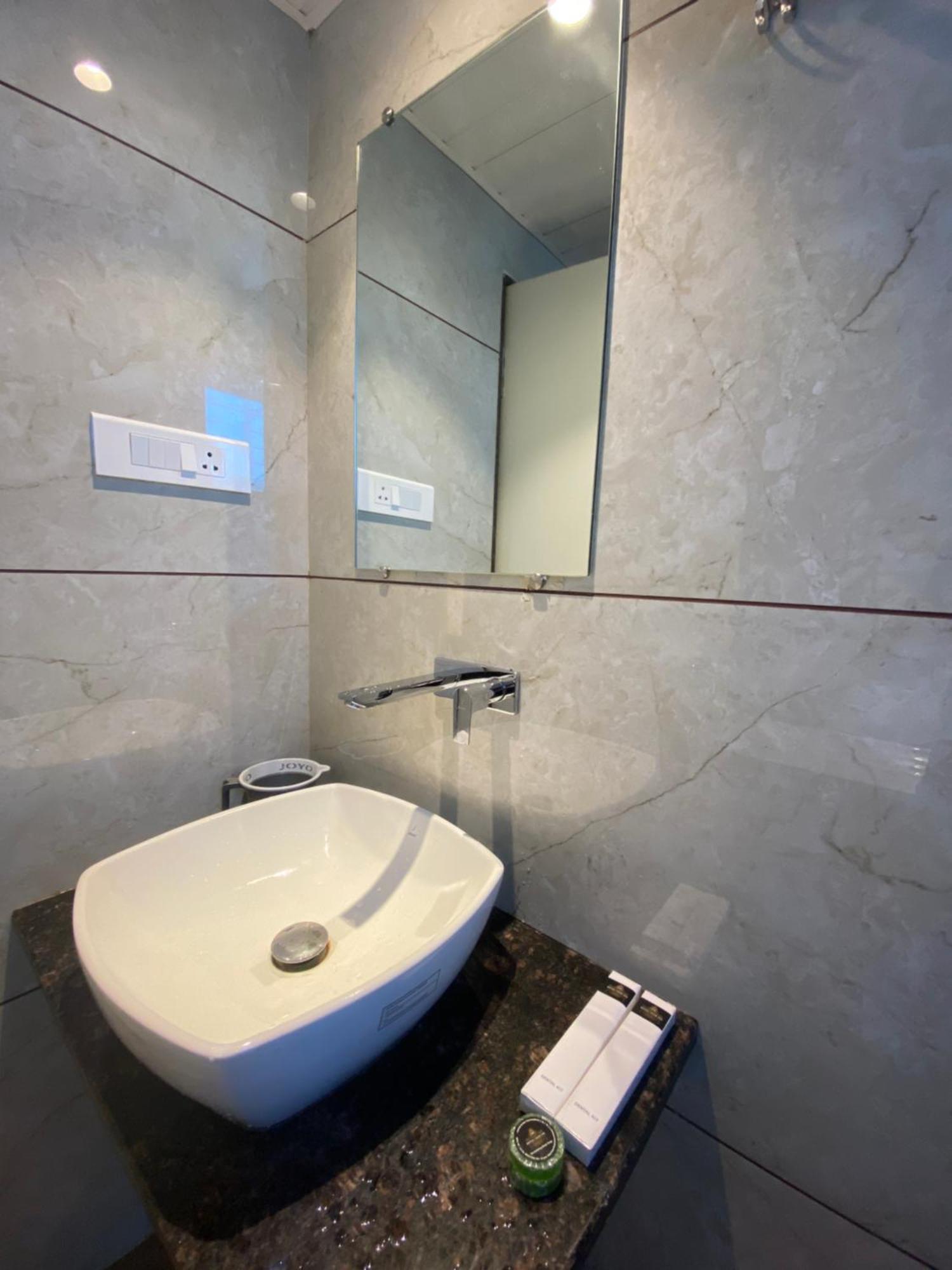 Hotel Czar Inn - Vashi Navi Mumbai Dış mekan fotoğraf