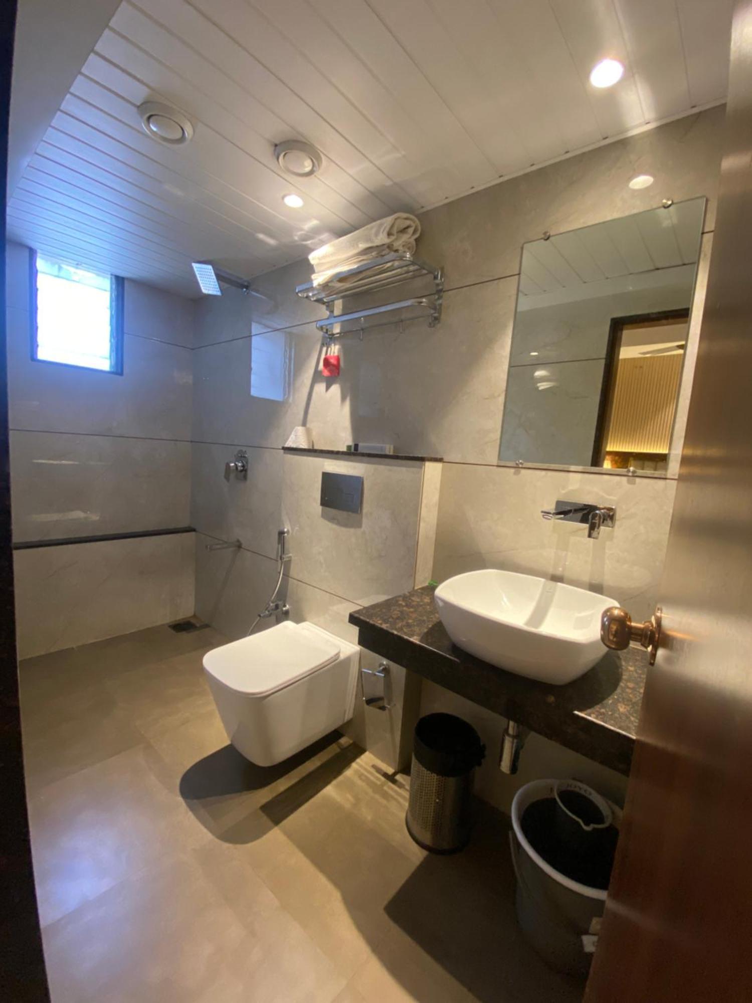 Hotel Czar Inn - Vashi Navi Mumbai Dış mekan fotoğraf