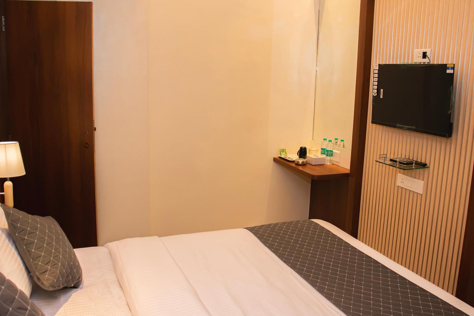 Hotel Czar Inn - Vashi Navi Mumbai Dış mekan fotoğraf